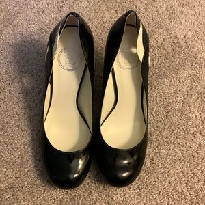 Black and White Jessica Simpson Heels